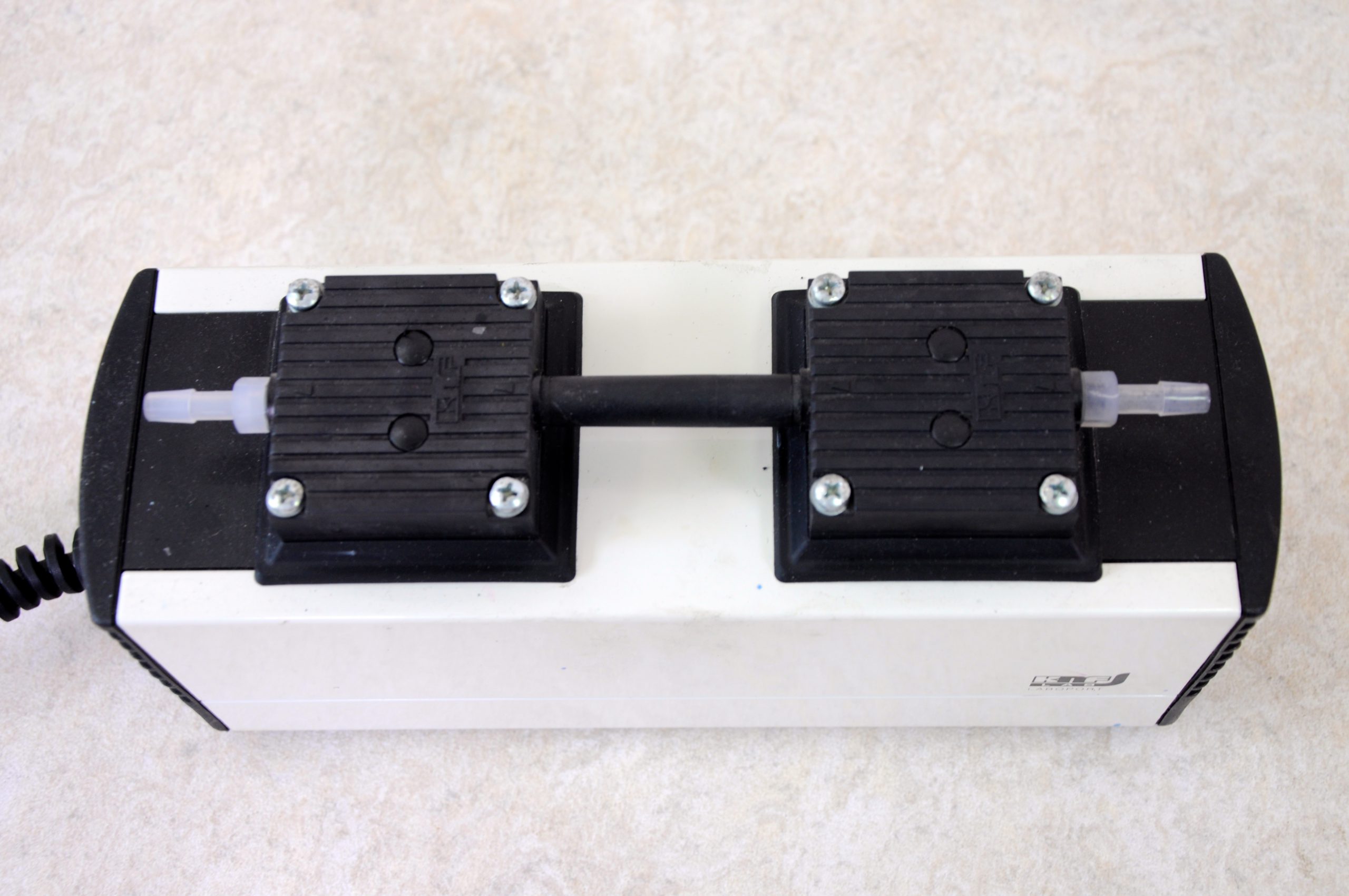 KNF vacuümpomp Gemini BV