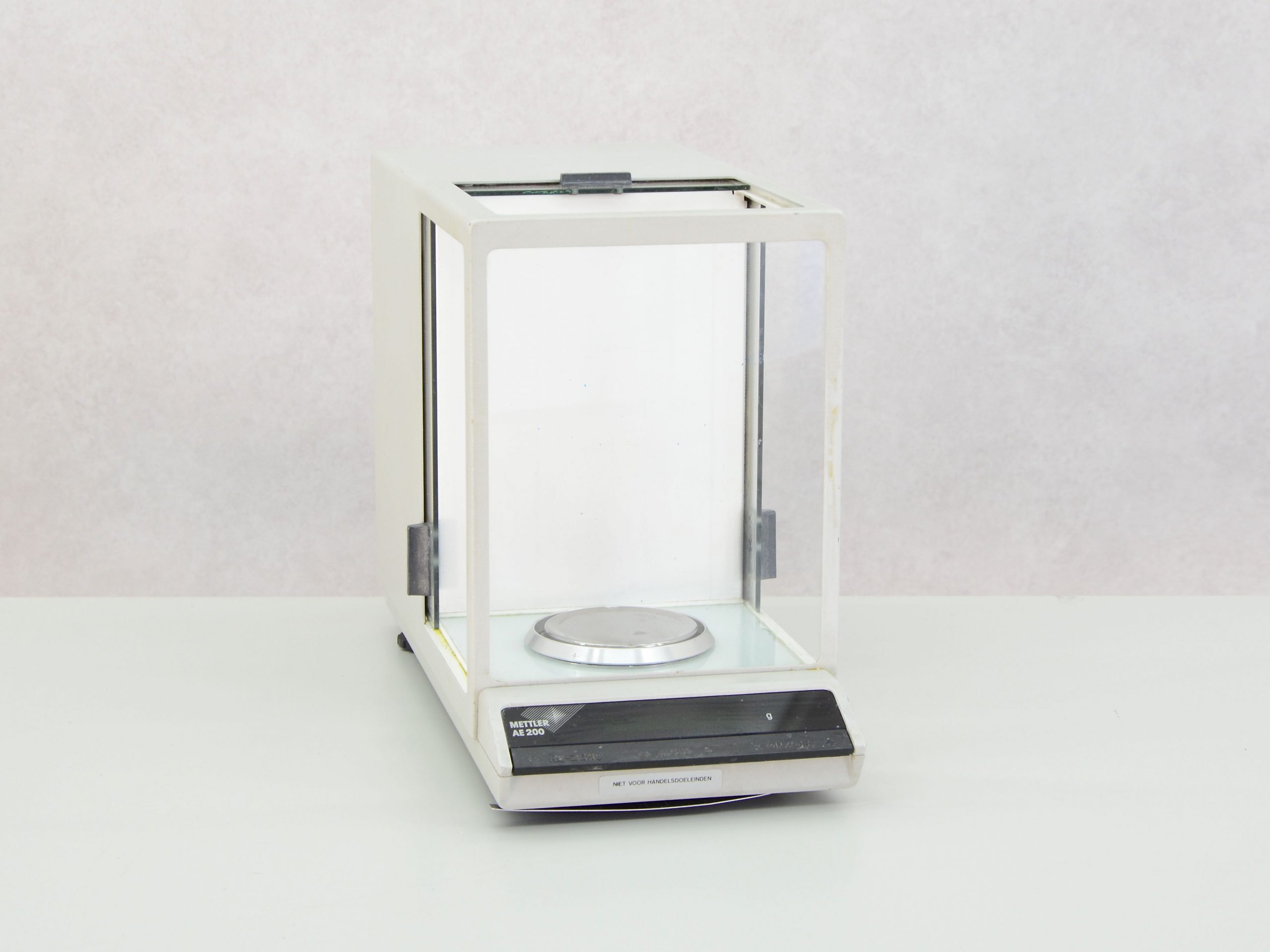5324-mettler-ae200-s-01
