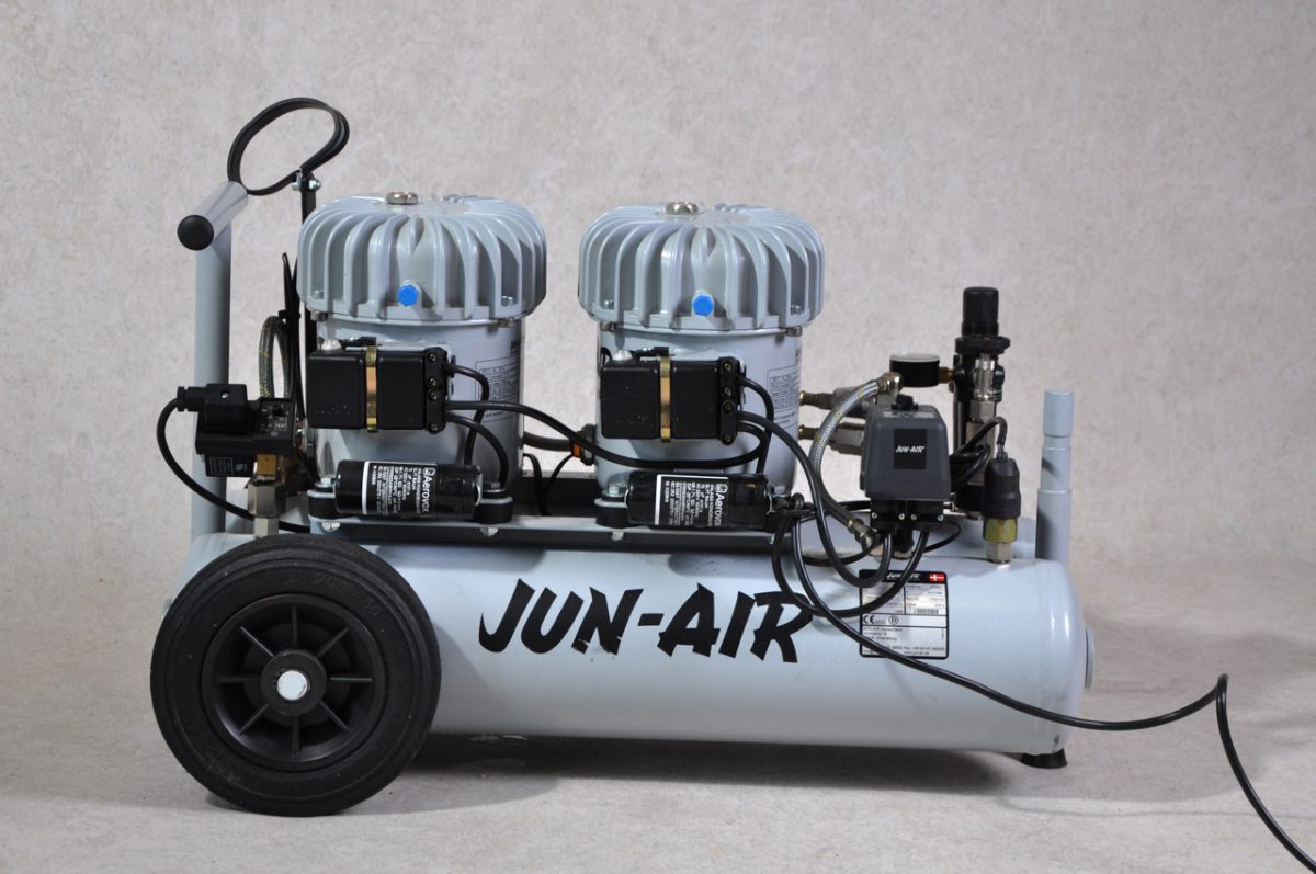 JunAir model 6 compressor Gemini BV